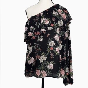 AQUA Floral One-Shoulder  Blouse